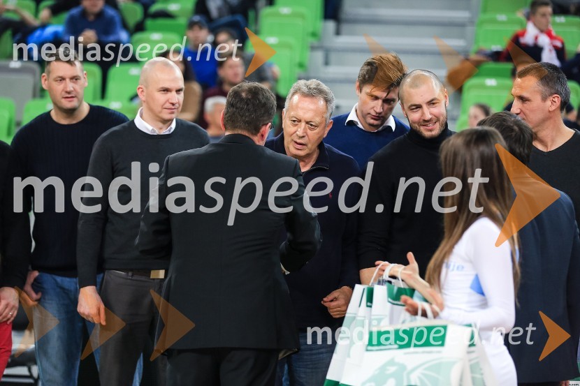  ... ;  ... ;  ... ;  Zmago Sagadin, košarkarski trener;  ... ;  Marko Milić, košarkar, Al Kuwait;  ... 70 let košarkarskega kluba Olimpija