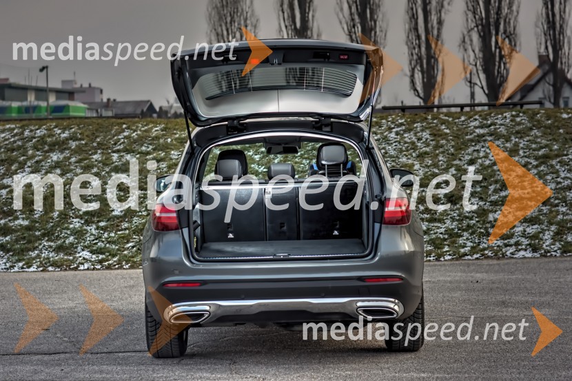Mercedes-Benz GLC 220d 4Matic, 550 litrov prtljažnega prostoraMercedes-Benz GLC 220d 4Matic, mediaspeed test