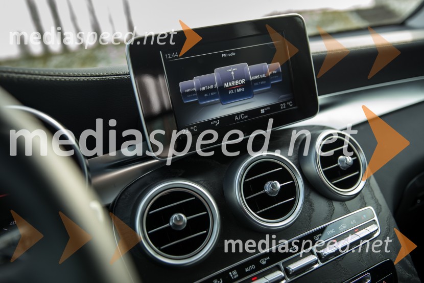 Mercedes-Benz GLC 220d 4Matic, štrleč zaslon nam že postaja bolj všečMercedes-Benz GLC 220d 4Matic, mediaspeed test