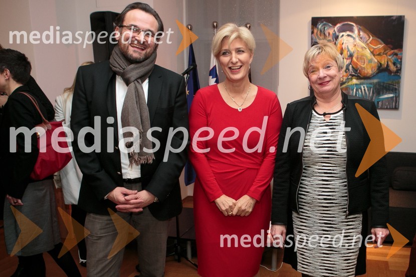  ... ; dr. Anna Prinz, veleposlanica Nemčije;  Gertrud Rantzen, predsednica upravnega odbora, Slovensko-nemška gospodarska zbornicaNovoletni sprejem Slovensko-nemške gospodarske zbornice in Veleposlaništva ZRN