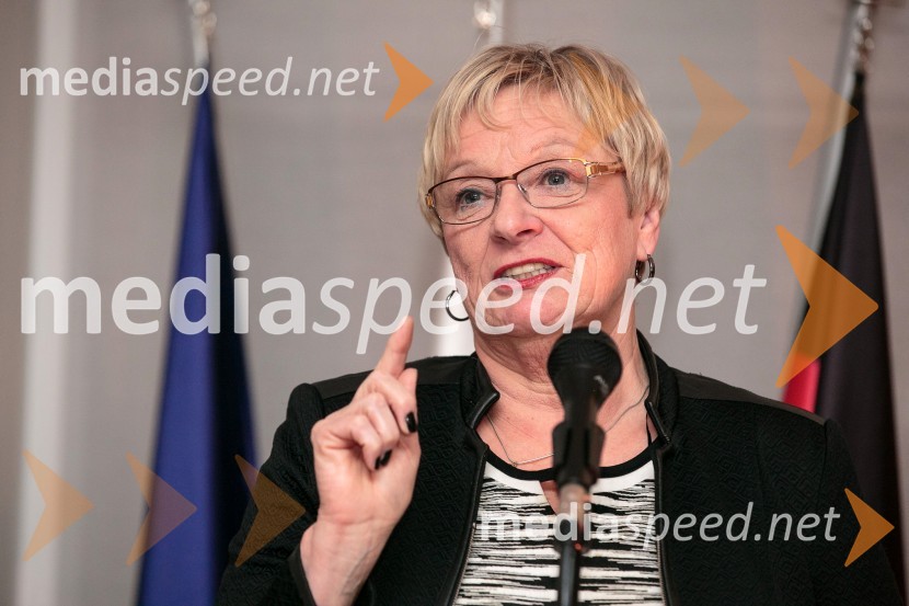  Gertrud Rantzen, predsednica upravnega odbora, Slovensko-nemška gospodarska zbornicaNovoletni sprejem Slovensko-nemške gospodarske zbornice in Veleposlaništva ZRN