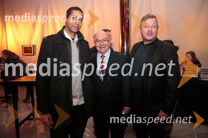  Joseph Nzobandora - Jose, raper, Murat & Jose;  Mitja Rotovnik, nekdanji direktor Cankarjevega doma;  Robert Waltl, direktor, Mini teaterPijem, ker sem pač žejna, premiera monokomedije