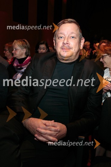  Robert Waltl, direktor, Mini teaterPijem, ker sem pač žejna, premiera monokomedije