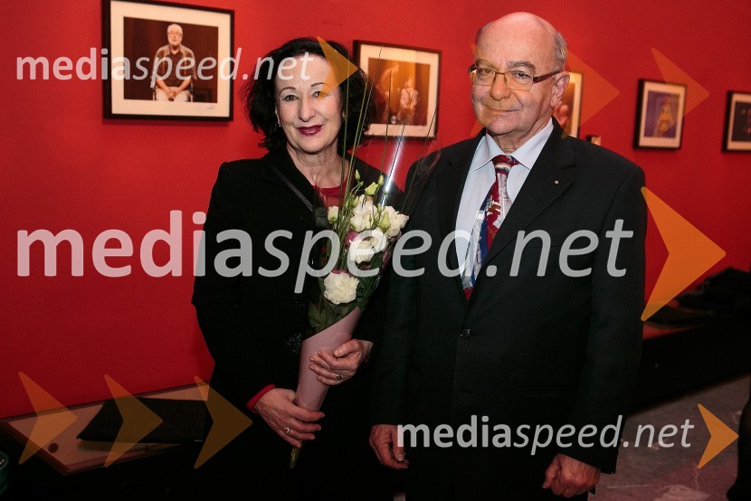  Polona Vetrih, igralka;  Mitja Rotovnik, nekdanji direktor Cankarjevega domaPijem, ker sem pač žejna, premiera monokomedije