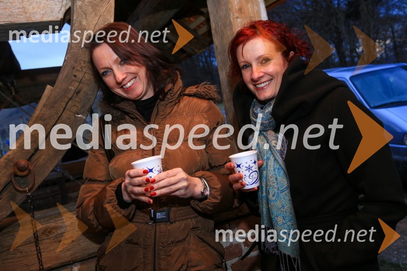  Andrejka Košir Gazovič;  Polona Brumec14. srečanje prijateljev hiše vin Doppler