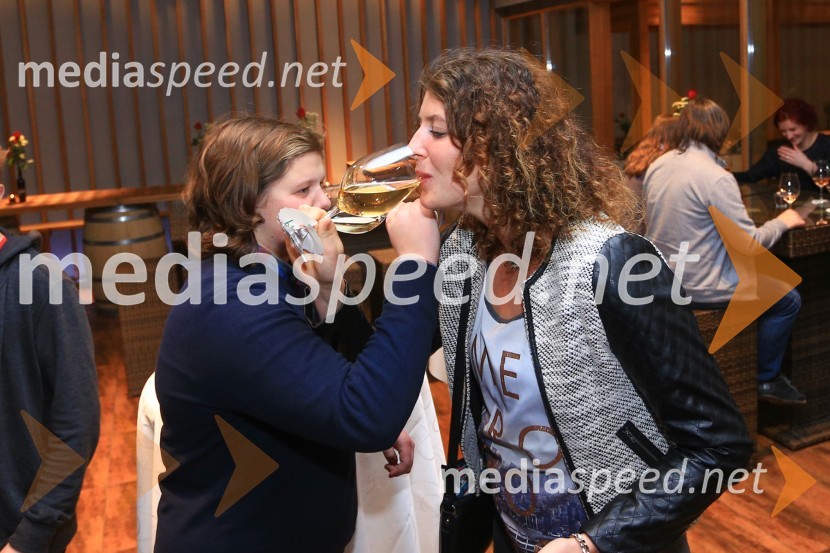  Lina Kopše,  Hiša vina Doppler;  Pija Brglez14. srečanje prijateljev hiše vin Doppler