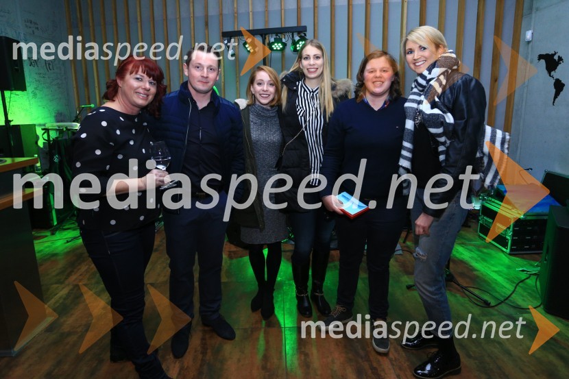  Mihaela  Kopše, Hiša vin Doppler;  Luka Likovnik, OK Nova KBM Branik, vodja moštva;  Nika Blagne, OK Nova KBM Branik;  Sarah Ammerman, odbojkarica NKBM;  Lina Kopše,  Hiša vina Doppler;  ... 14. srečanje prijateljev hiše vin Doppler