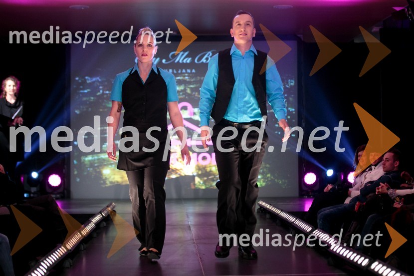 Modela v kreacijah podjetja Mega d.o.o.1. modna revija Okusi modo