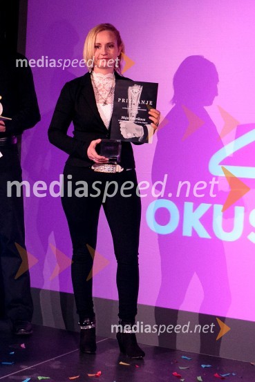  Maja Feterikova, 2. mesto na izboru Naj slovenski natakar/natakarica 20151. modna revija Okusi modo