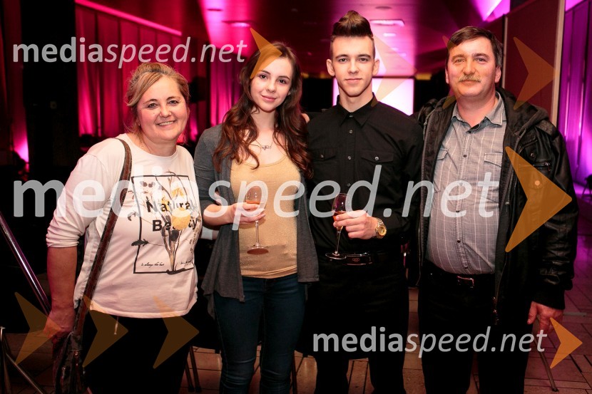  ... ;  Teja  Širovnik;  Stašo Frlež, zmagovalec na izboru Naj slovenski natakar/natakarica 2015;  ... 1. modna revija Okusi modo