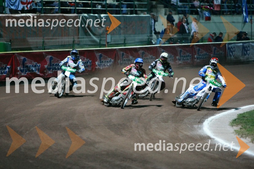 Jurica Pavlic, Hrvaška, Leigh Adams, Avstralija, Scott Nicholls, Velika Britanija in Nicki Pedersen, DanskaSPEEDWAY GRAND PRIX, VN Slovenije 2007, dirka