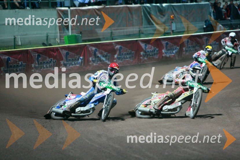 Tomasz Gollob, Poljska, Wieslaw Jagus, Poljska, Jaroslaw Hampel, Poljska in Hans Andersen, DanskaSPEEDWAY GRAND PRIX, VN Slovenije 2007, dirka