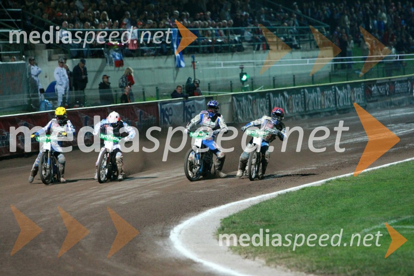 Tomasz Gollob, Poljska, Jason Crump, Avstralija, Matej Žagar, Slovenija in Jurica Pavlic, HrvaškaSPEEDWAY GRAND PRIX, VN Slovenije 2007, dirka