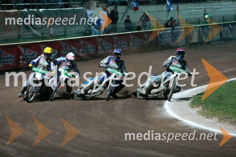 Tomasz Gollob, Poljska, Jason Crump, Avstralija, Matej Žagar, Slovenija in Jurica Pavlic, HrvaškaSPEEDWAY GRAND PRIX, VN Slovenije 2007, dirka