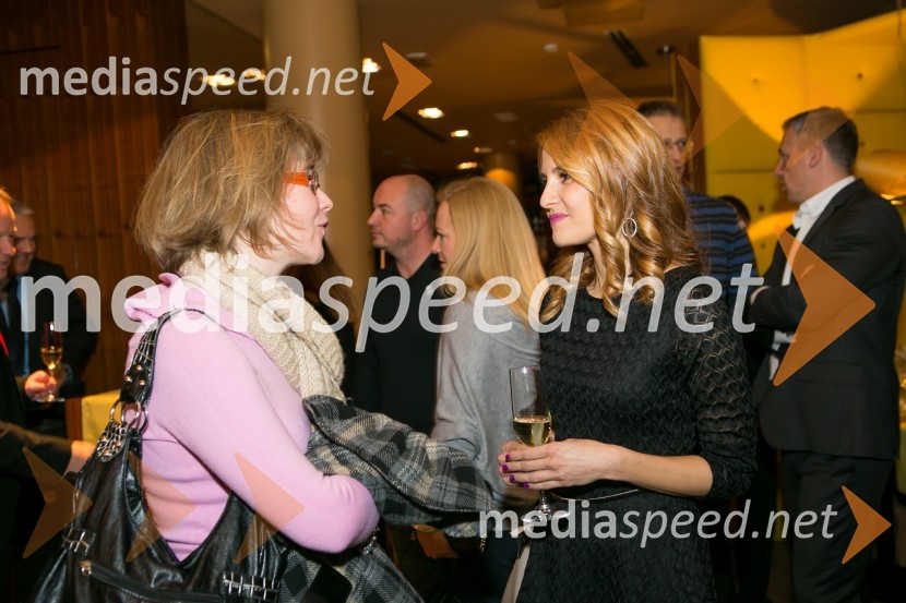  ... ;  Darja Golek, Med.Over.NetZdravstveni portal Med.Over.Net deluje že 15 let