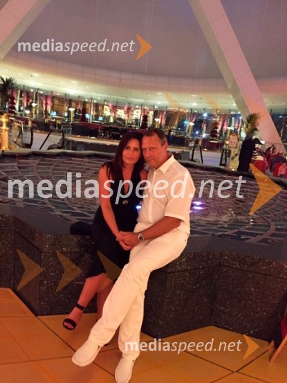  Sonja Vizjak, ustanoviteljica in partnerica AV.consulting; dr. Andrej Vizjak, ustanovitelj in partner AV.consultingAndrej Vizjak in Sonja Bajc