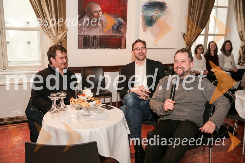  Matjaž Vlašič, glasbenik;  Gorazd Slak, izvršni producent muzikala Cvetje v jeseni;  Janez Usenik, stand up komik, novinarMuzikal Cvetje v jeseni bo doživel 100. ponovitev