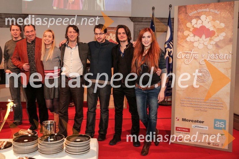  Marjan Bunič, pevec, voditelj, Radio Ognjišče;  Maša Tiselj, sinhronizatorka, igralka;  Alen  Kofol;  Srđan Milovanović, glasbenik;  Anže Rozman;  Maja Martina Merljak, igralkaMuzikal Cvetje v jeseni bo doživel 100. ponovitev