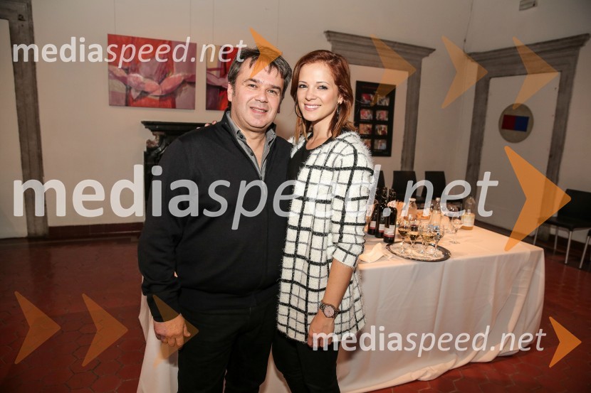  Matjaž Vlašič, glasbenik;  Nina Pušlar, pevkaMuzikal Cvetje v jeseni bo doživel 100. ponovitev