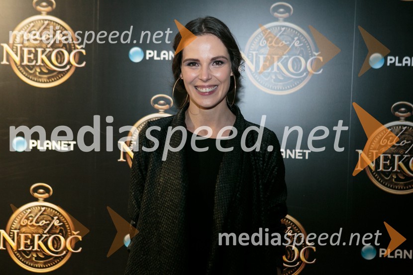  Ula  Furlan, igralka, voditeljicaZabava Planet TV, predstavitev nove pomladanske programske sheme in oddaje Bilo je nekoč