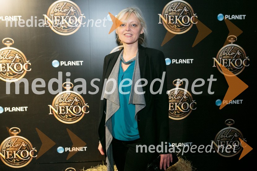  Ajda Janovsky, novinarka, Slovenske noviceZabava Planet TV, predstavitev nove pomladanske programske sheme in oddaje Bilo je nekoč