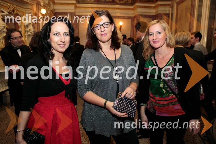  Petra  Korošec, marketing Volkswagen, Porsche Slovenija;  ... ;  ... Outstanding 2015, podelitev nagrad