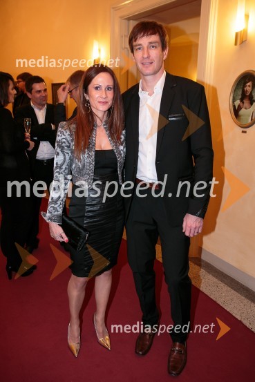  Petra Čop;  Iztok Čop, nekdanji veslač, podpredsednik Olimpijskega komiteja SlovenijeOutstanding 2015, podelitev nagrad