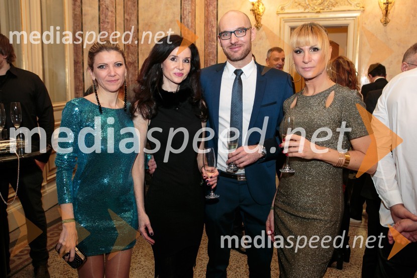  ... ; dr. dent. med. Branka Vran Benkovič, zobozdravnica;  Urban  Korenjak, direktor trženja Europlakat;  Katja Lipovšek, asistentka direktorja in vodja kadrovske službe EuroplakatOutstanding 2015, podelitev nagrad