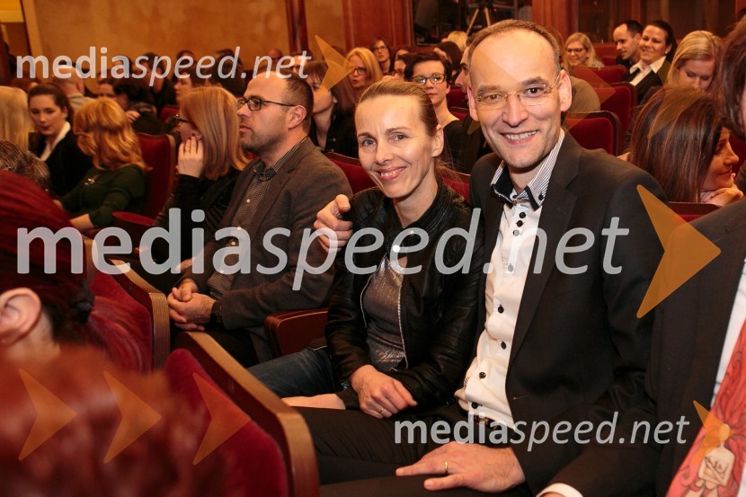  Mojca Salkič;  Aleksander Salkič, svetovalec predsednika uprave Petrol d.d.Outstanding 2015, podelitev nagrad