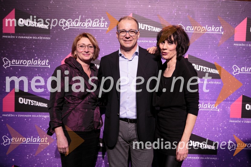  ... ;  Jure  Franko, nekdanji smučar, producent predstave Mamma Mia!;  Damjana Golavšek, pevkaOutstanding 2015, podelitev nagrad