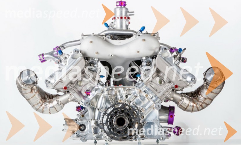 Svetovni prvak s štirivaljnim turbomotorjem: inovativni dirkalnik in znanilec novih trendovSvetovni prvak s štirivaljnim turbomotorjem: inovativni dirkalnik in znanilec novih trendov