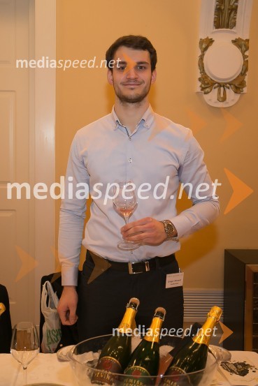 3. Salon penečih vin