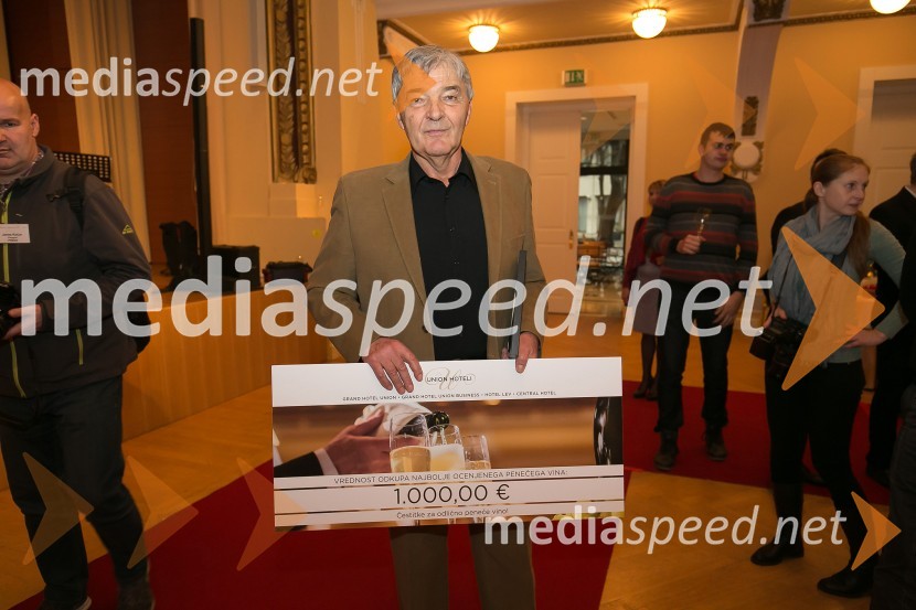 3. Salon penečih vin