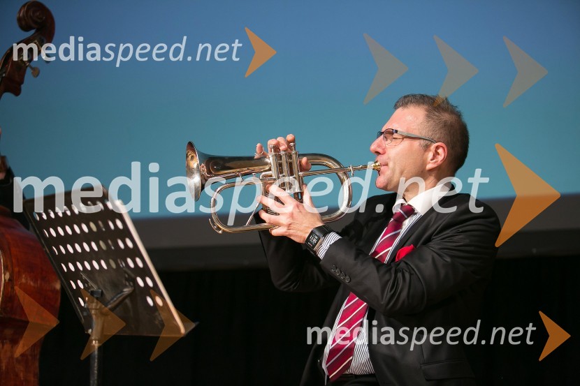 3. Salon penečih vin