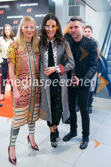  Tjaša  Železnik, igralka;  Ula  Furlan, igralka, voditeljica;  ... H&M studio S/S 2016, predstavitev kolekcije z znanimi Slovenci