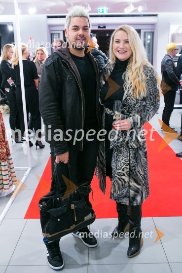  Nejc Simšič, novinar;  Danica Lovenjak, novinarkaH&M studio S/S 2016, predstavitev kolekcije z znanimi Slovenci