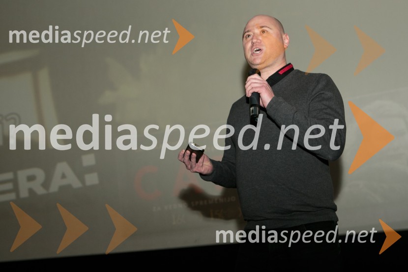  Gregor Žvab, novinar, Radio 2Premiera filma Carol z znanimi Slovenkami