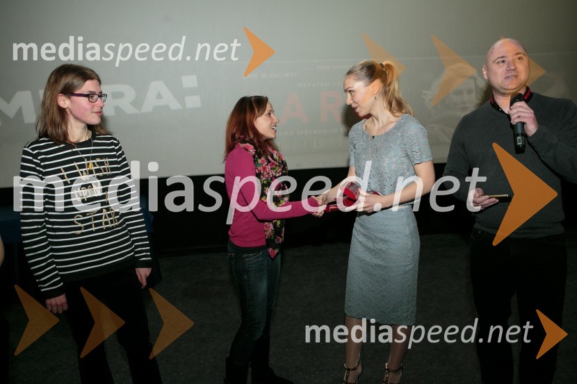  ... ;  ... ;  Maja Ratajc, kreatorka in vodja marketinga, Lisca;  Gregor Žvab, novinar, Radio 2Premiera filma Carol z znanimi Slovenkami