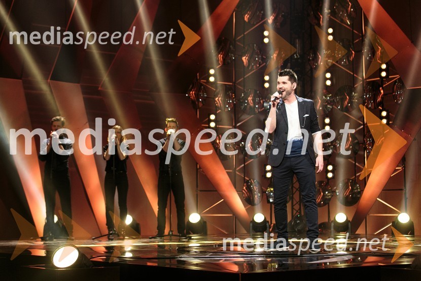  Sebastijan  Lukovnjak, pevecEMA 2016: Zmagovalka je ManuElla