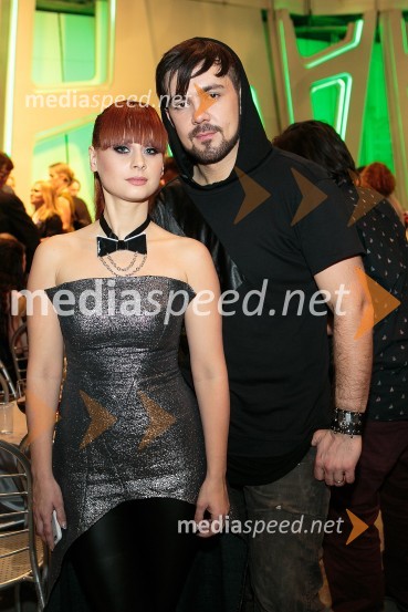  Marjetka Vovk, pevka, duo Maraaya;  Aleš Vovk - Raay, glasbenik, duo MaraayaEMA 2016: Zmagovalka je ManuElla