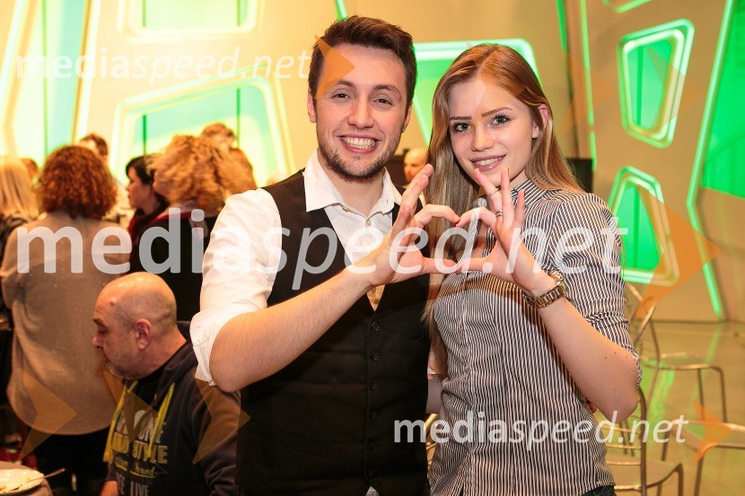  Alex Volasko, pevec;  Hana  BrvarEMA 2016: Zmagovalka je ManuElla