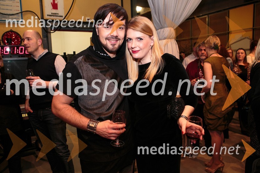  Aleš Vovk - Raay, glasbenik, duo Maraaya;  Maša Kljun, novinarkaEMA 2016: Zmagovalka je ManuElla