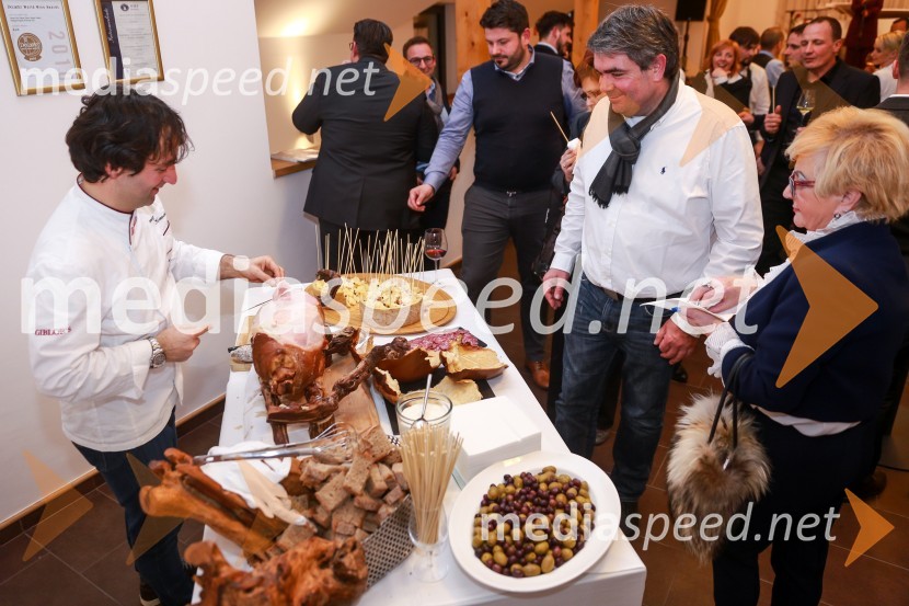  Tomaž Kavčič, kuharski mojster, Pri Lojzetu, ZemonoSteyerjevi okusi na prestopni dan s Tomažem Kavčičem in Petrom Grašom