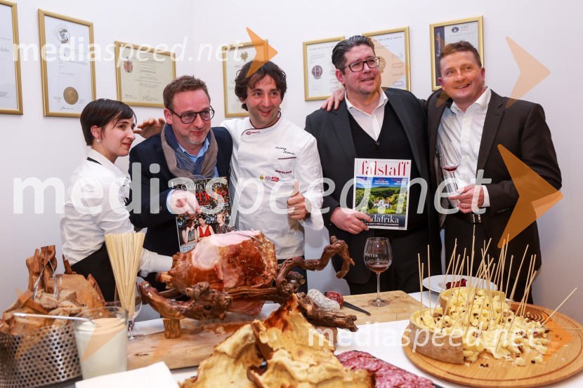  ... ;  Tomaž Kavčič, kuharski mojster, Pri Lojzetu, Zemono;  ... ;  Danilo Steyer,  Steyer VinaSteyerjevi okusi na prestopni dan s Tomažem Kavčičem in Petrom Grašom