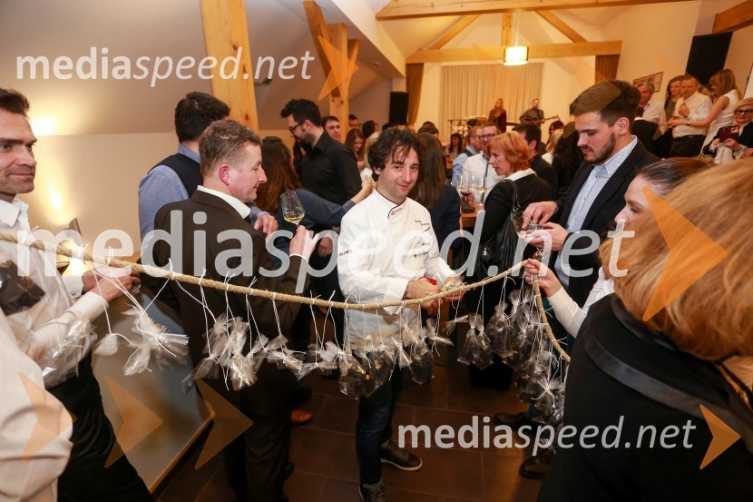  Tomaž Kavčič, kuharski mojster, Pri Lojzetu, ZemonoSteyerjevi okusi na prestopni dan s Tomažem Kavčičem in Petrom Grašom