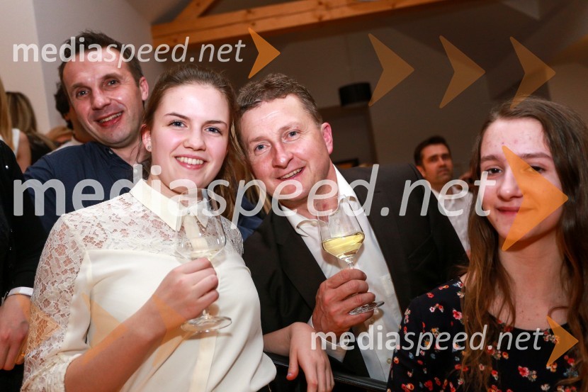  Vaneja Steyer, Steyer Vina;  Danilo Steyer,  Steyer VinaSteyerjevi okusi na prestopni dan s Tomažem Kavčičem in Petrom Grašom