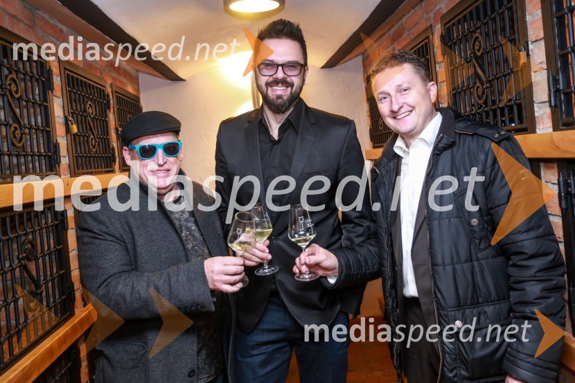  Stojan Ščurek, vinarstvo Ščurek;  Petar Grašo, pevec;  Danilo Steyer,  Steyer VinaSteyerjevi okusi na prestopni dan s Tomažem Kavčičem in Petrom Grašom