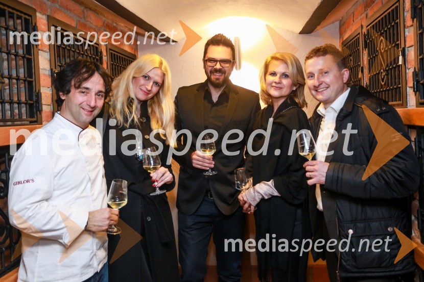  Tomaž Kavčič, kuharski mojster, Pri Lojzetu, Zemono;  Jona Bale, Zavarovalnica Sava;  Petar Grašo, pevec; mag. Norma Bale, pisateljica, direktorica Kultprotur;  Danilo Steyer,  Steyer VinaSteyerjevi okusi na prestopni dan s Tomažem Kavčičem in Petrom Grašom