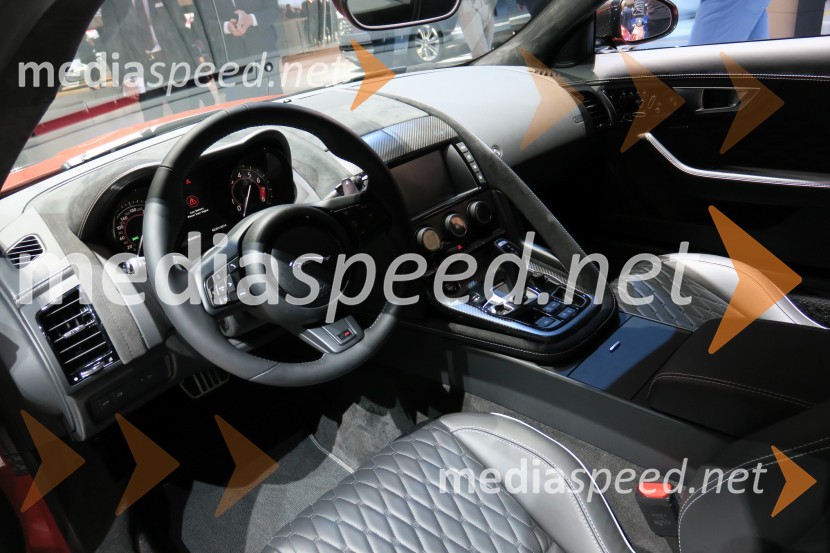 Jaguar F-type SVR86. avtomobilski salon Ženeva 2016