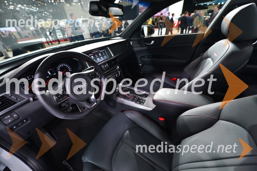 Kia Optima Sportswagon86. avtomobilski salon Ženeva 2016